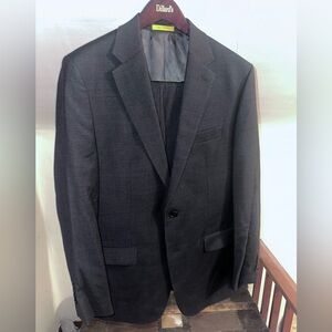 WORN ONCE Classic Fit Flat Front Solid Pattern 2-Piece Suit Charcoal